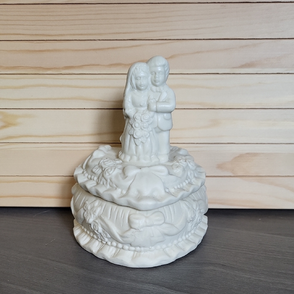 Vintage Bride & Groom White Porcelain Wedding Trinket Box Heart Shaped